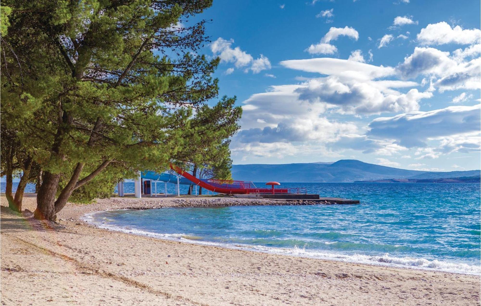 Stunning Apartment In Crikvenica With Wifi Экстерьер фото